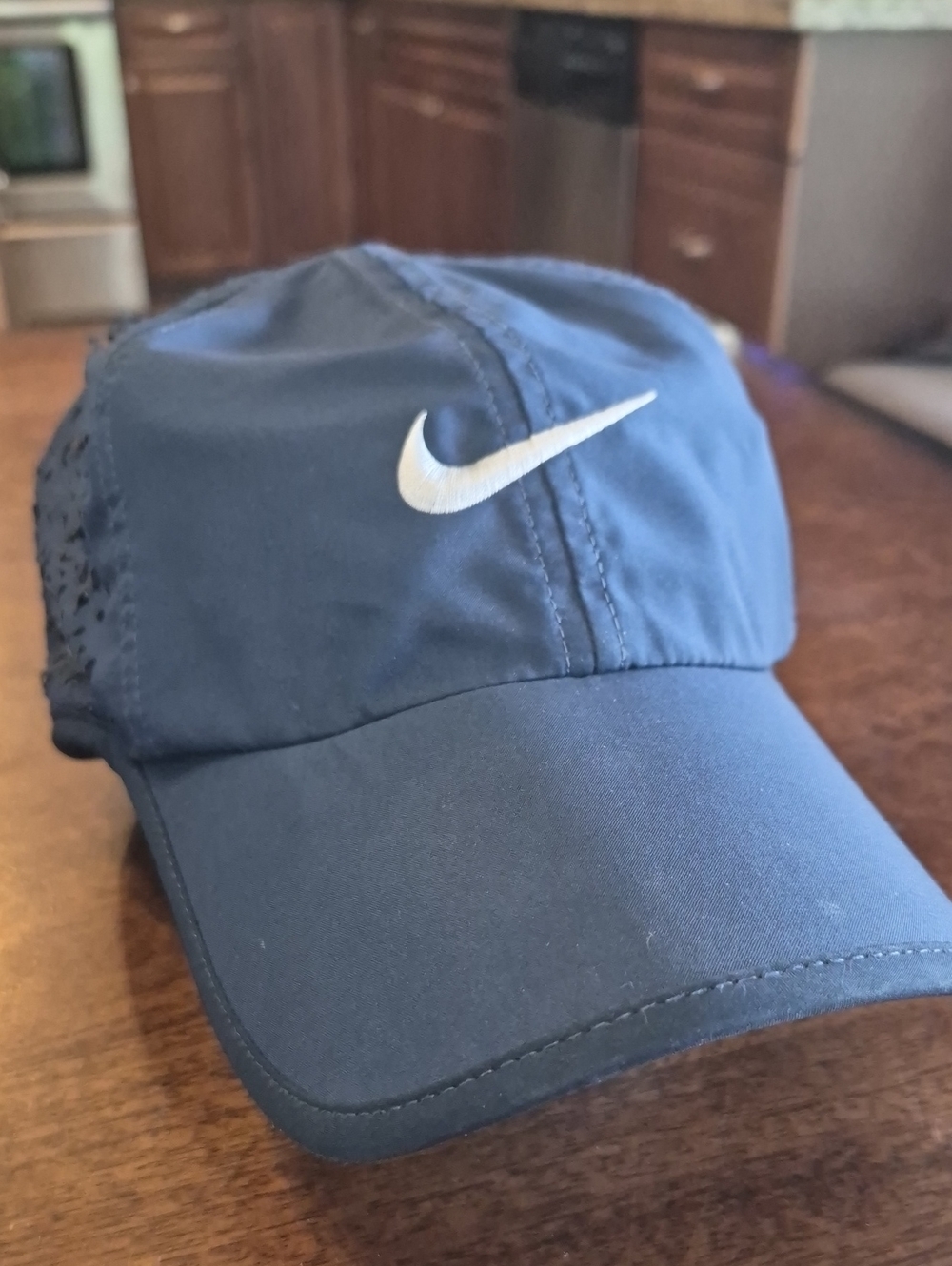 Nike Hat Women One Size Featherlight Swoosh Mesh Vent Train Work Run Gym Core Ex